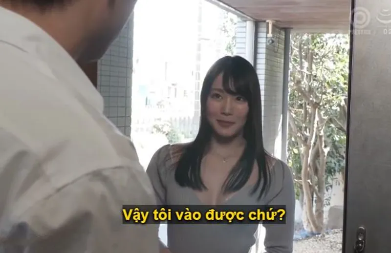 Anh trai giàu sang bị em gái xinh đẹp nhà bên cạnh - đã có chồng mới dọn về - chủ động gạ gẫm quan hệ.